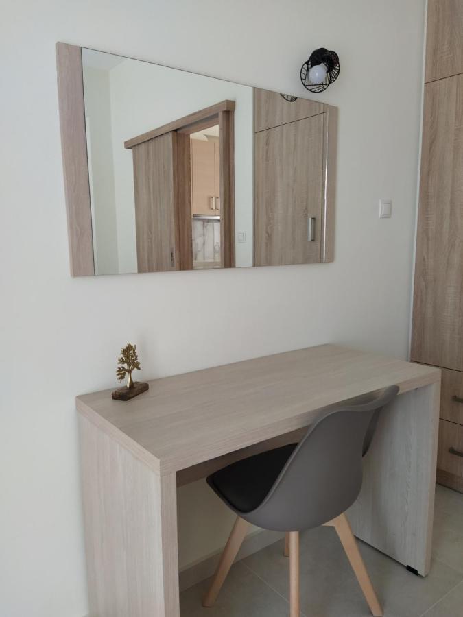 Chrysanthe'S Apartments No2 Poros Town Екстериор снимка