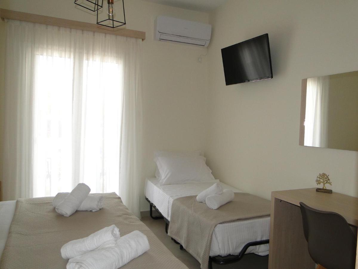 Chrysanthe'S Apartments No2 Poros Town Екстериор снимка