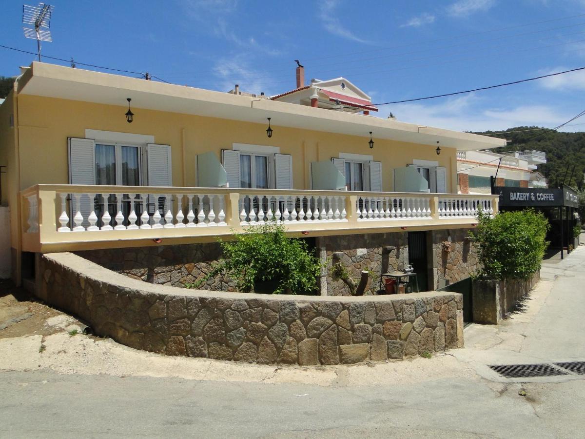 Chrysanthe'S Apartments No2 Poros Town Екстериор снимка