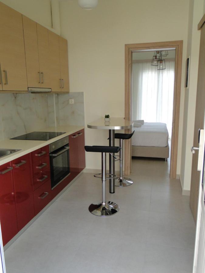 Chrysanthe'S Apartments No2 Poros Town Екстериор снимка