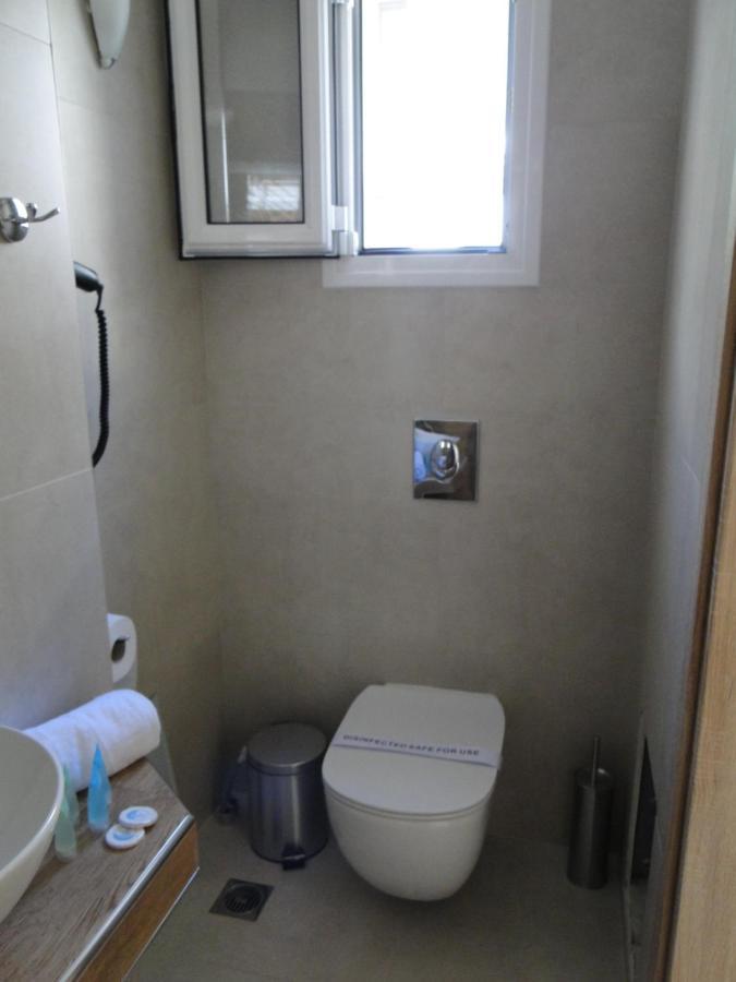Chrysanthe'S Apartments No2 Poros Town Екстериор снимка